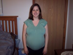 pregnant woman childbirth labor